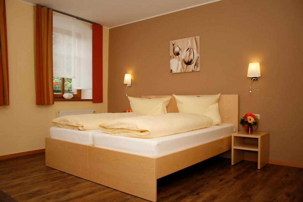 Hotel Gasthof Zur Post Barnau Номер фото